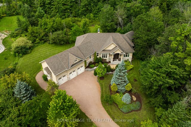 Detached at 1517 Monaghan Lane, Kanata, ON K2W 1B4