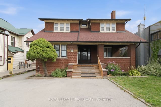 Detached at 5134 Victoria Avenue, Niagara Falls, ON L2E 4E3