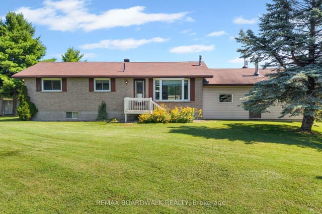 Detached at 189 Arnold Drive, Perth, ON K7H 3C7