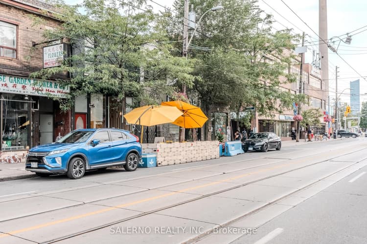 756 Dundas Street