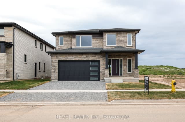 Detached at 111 Acacia Road, Pelham, ON L0S 1E6