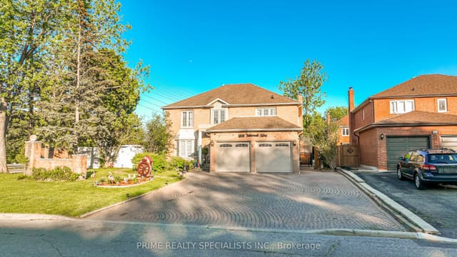 Detached at 1800 Tattersall Way, Mississauga, ON L5M 3H7