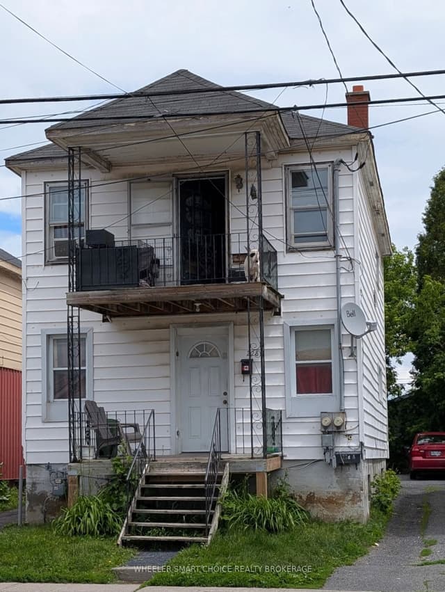 Duplex at 228 McConnell Avenue, Cornwall, ON K6H 4L3