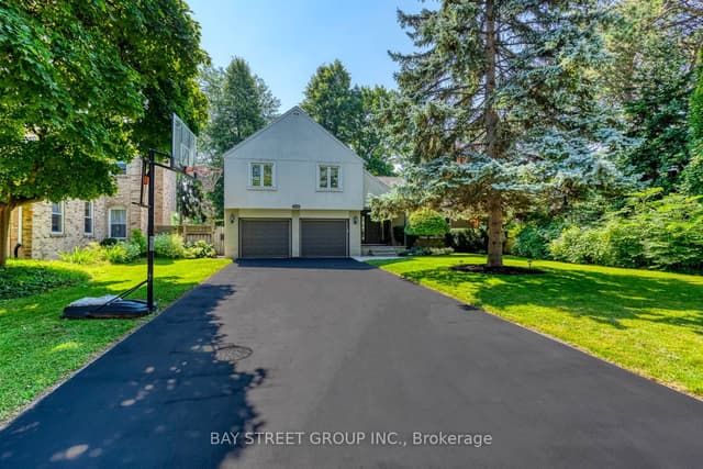 Detached at 2234 Bennington Gate, Oakville, ON L6J 5Z5