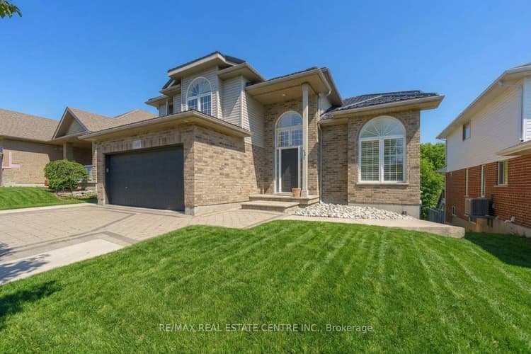 49 CREEKSIDE Drive