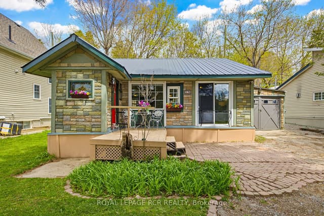 Detached at 13 Old Pavilion Road, Caledon, ON L7C 3J8