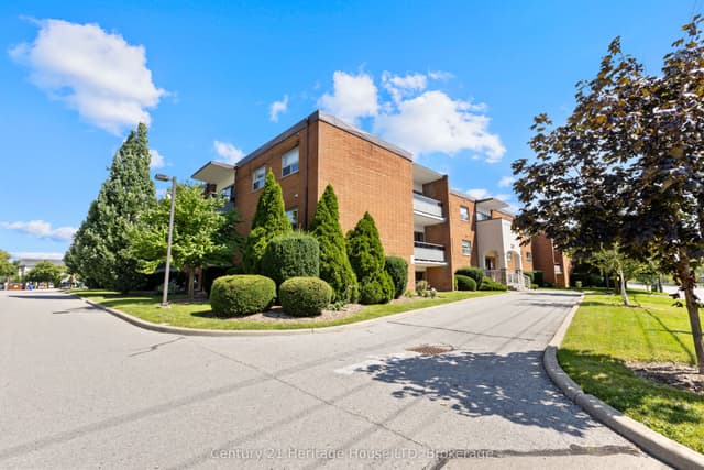 Condo Apartment at 242 Oakdale Avenue 109, St. Catharines, ON L2P 3K5