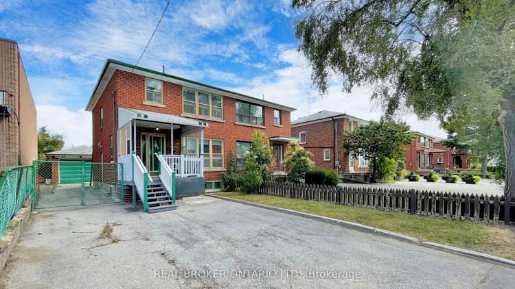 3241 Dufferin Street