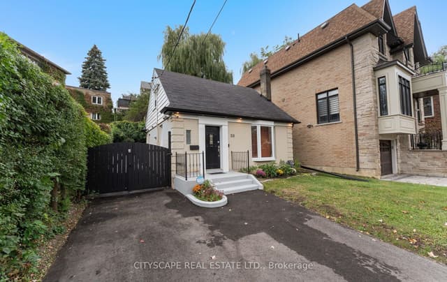 Detached at 50 South Kingsway, Toronto, ON M6S 3T3, Toronto W01