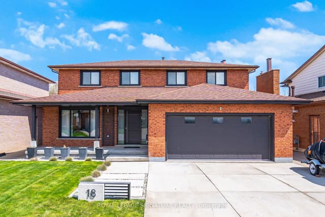 Detached at 18 Alder Court, Hamilton, ON L8G 4K5