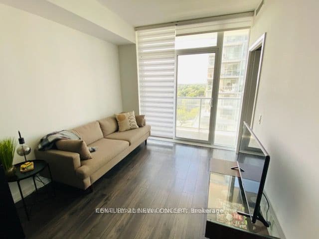 Condo Apartment at 33 Helendale Avenue 701, Toronto, ON M4R 0A4, Toronto C03