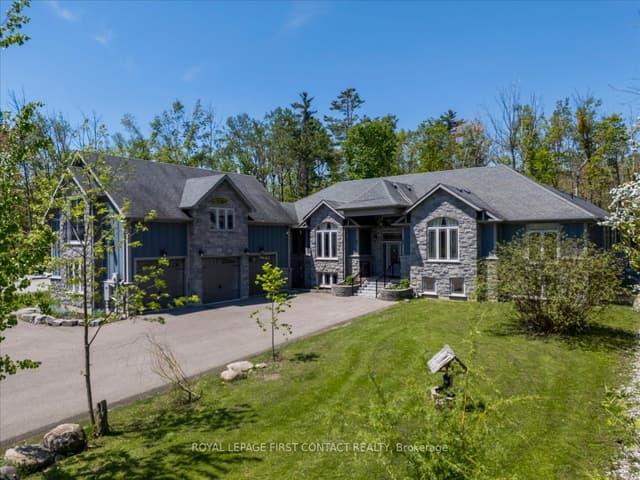 Detached at 3500 Crescent Harbour Road, Innisfil, ON L9S 2Y8
