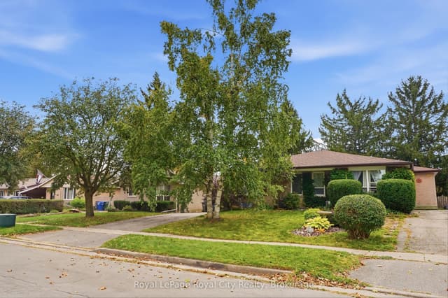 Semi-Detached at 37 Mcilwraith Crescent UPPER, Guelph, ON N1E 6J4