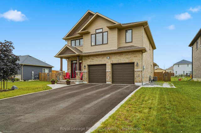 Detached at 32 Walnut Crescent, Belleville, ON K8N 0E4