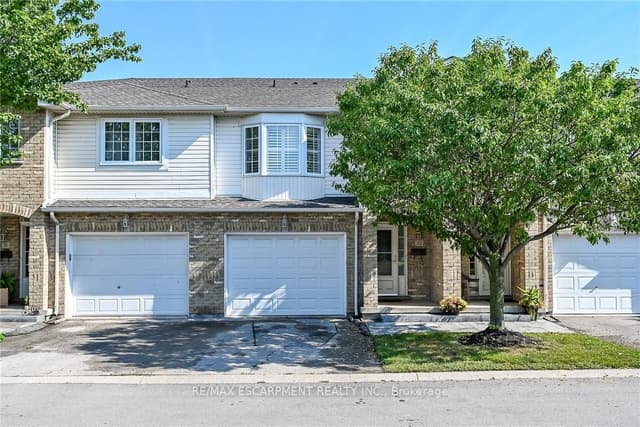 Condo Townhouse at 485 Green Road 30, Hamilton, ON L8E 6A8
