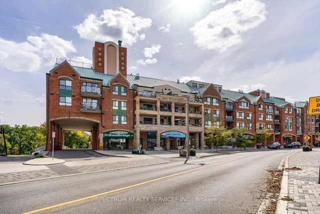 Condo Apartment at 121 Woodbridge Avenue 506, Vaughan, ON L4L 9E3