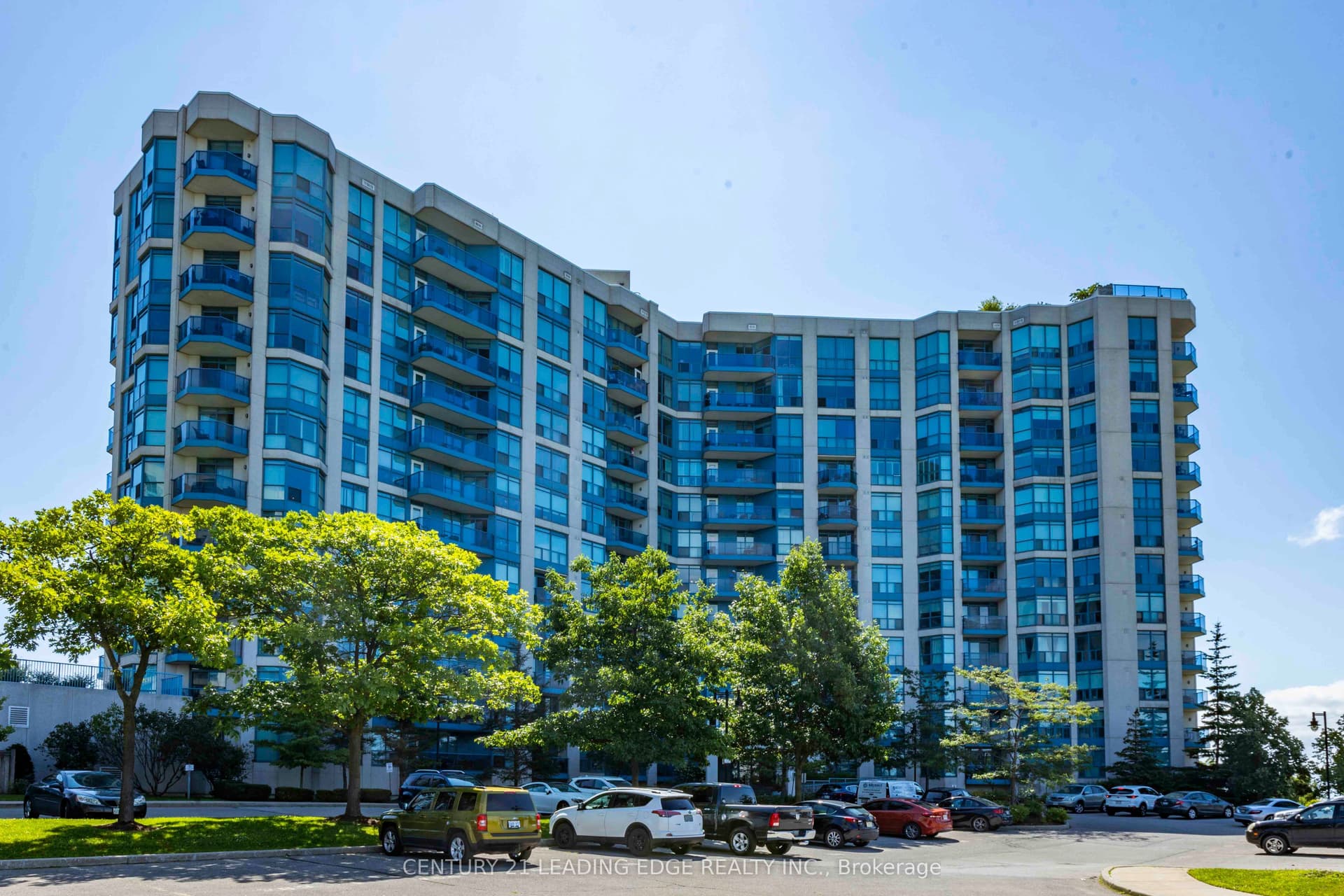 Suite 402 · Floor 4, Unit 402 · 340 Watson St W