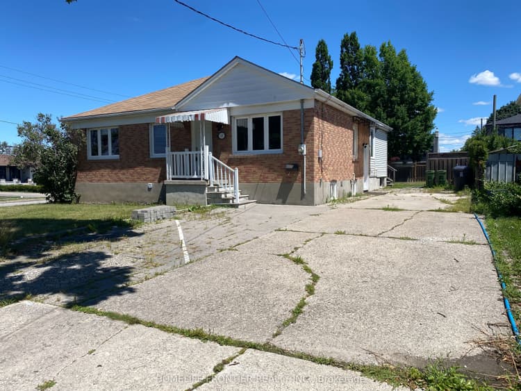 63 Lockerbie Avenue