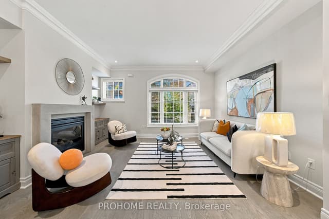 Semi-Detached at 1831 Pagehurst Avenue, Mississauga, ON L4X 1Y4