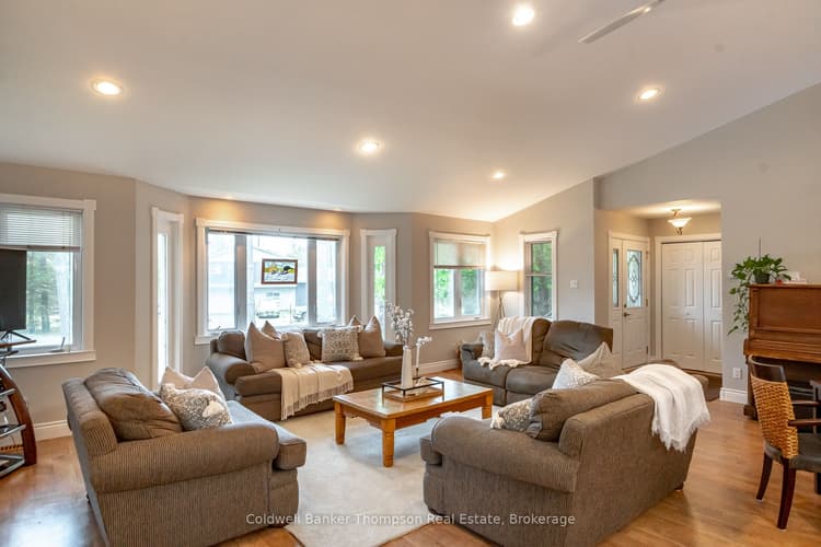 4237 Ravenscliffe Road