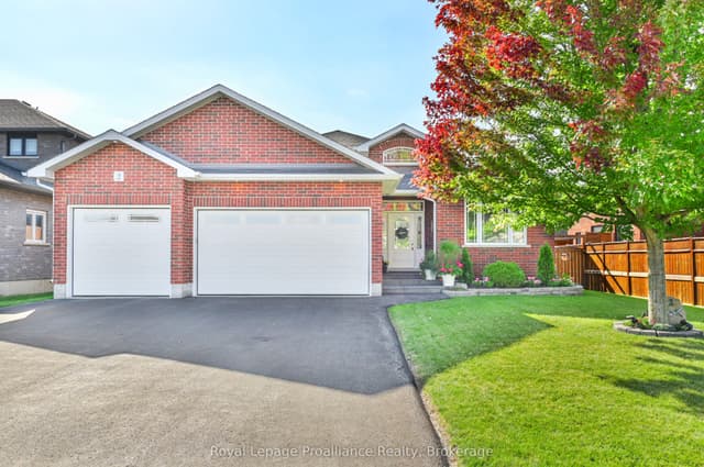 Detached at 2 Bevan Drive, Belleville, ON K8N 0H8