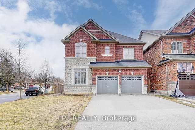 Detached at 116 Dunlop Street, Richmond Hill, ON L4C 0X1