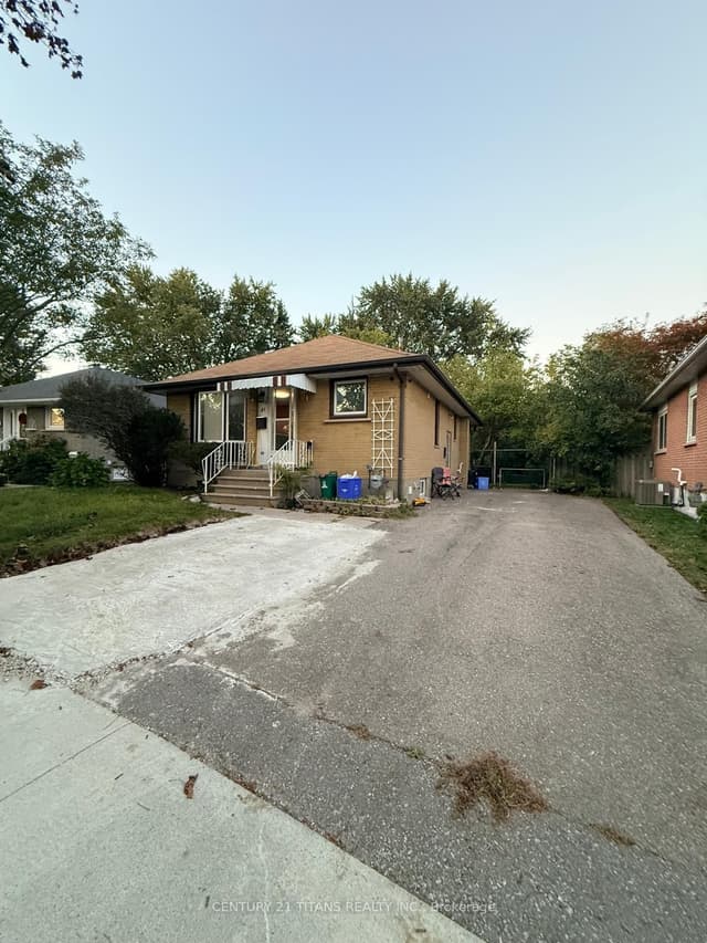 Detached at 51 Admiral Road, Ajax, ON L1S 2N8