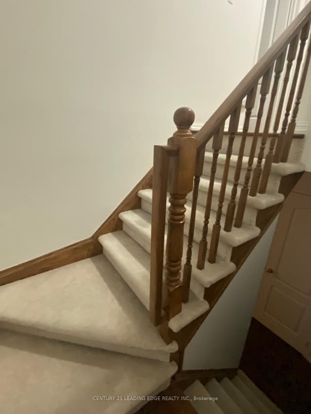 Semi-Detached at 71 Jessop Drive, Brampton, ON L7A 3N4