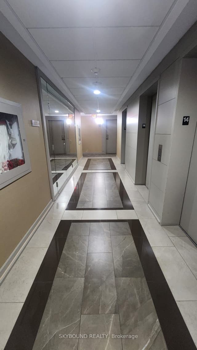 Condo Apartment at 330 Burnhamthorpe Road W 1404, Mississauga, ON L5B 0E1