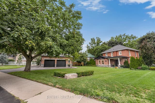 Detached at 99 Colston Avenue, Whitby, ON L1M 1C1