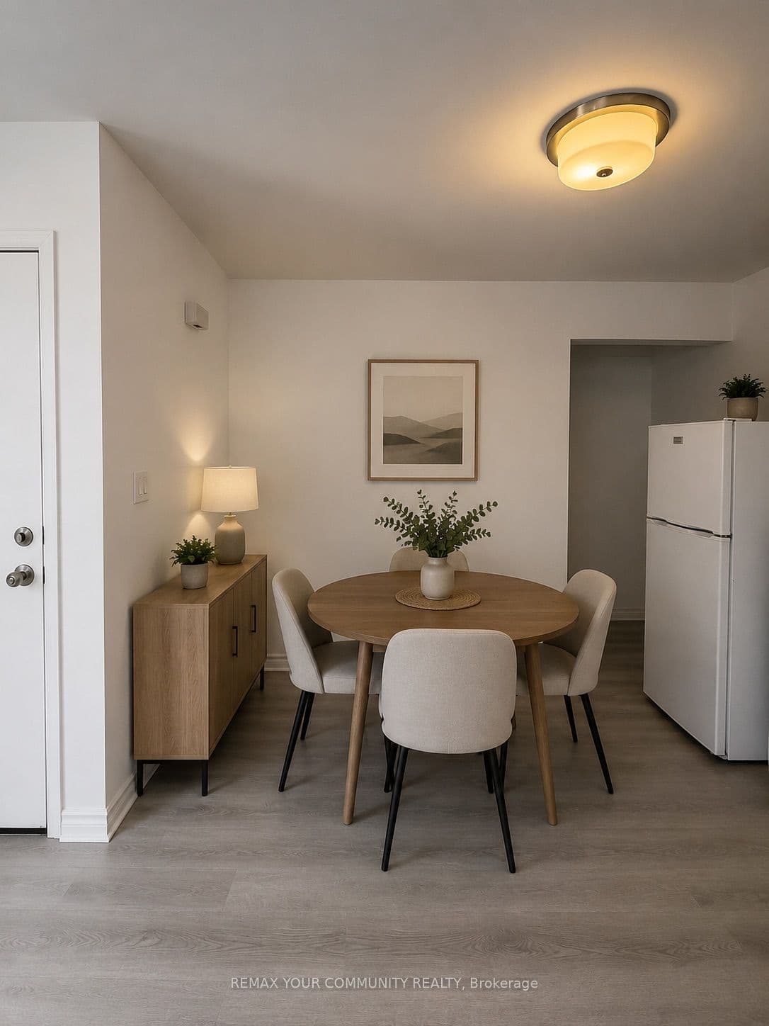 Unit 2nd Floor · 129 Morrison Ave