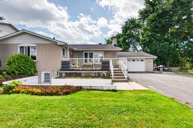 Detached at 3199 Princess Street, Kingston, ON K7P 0T9
