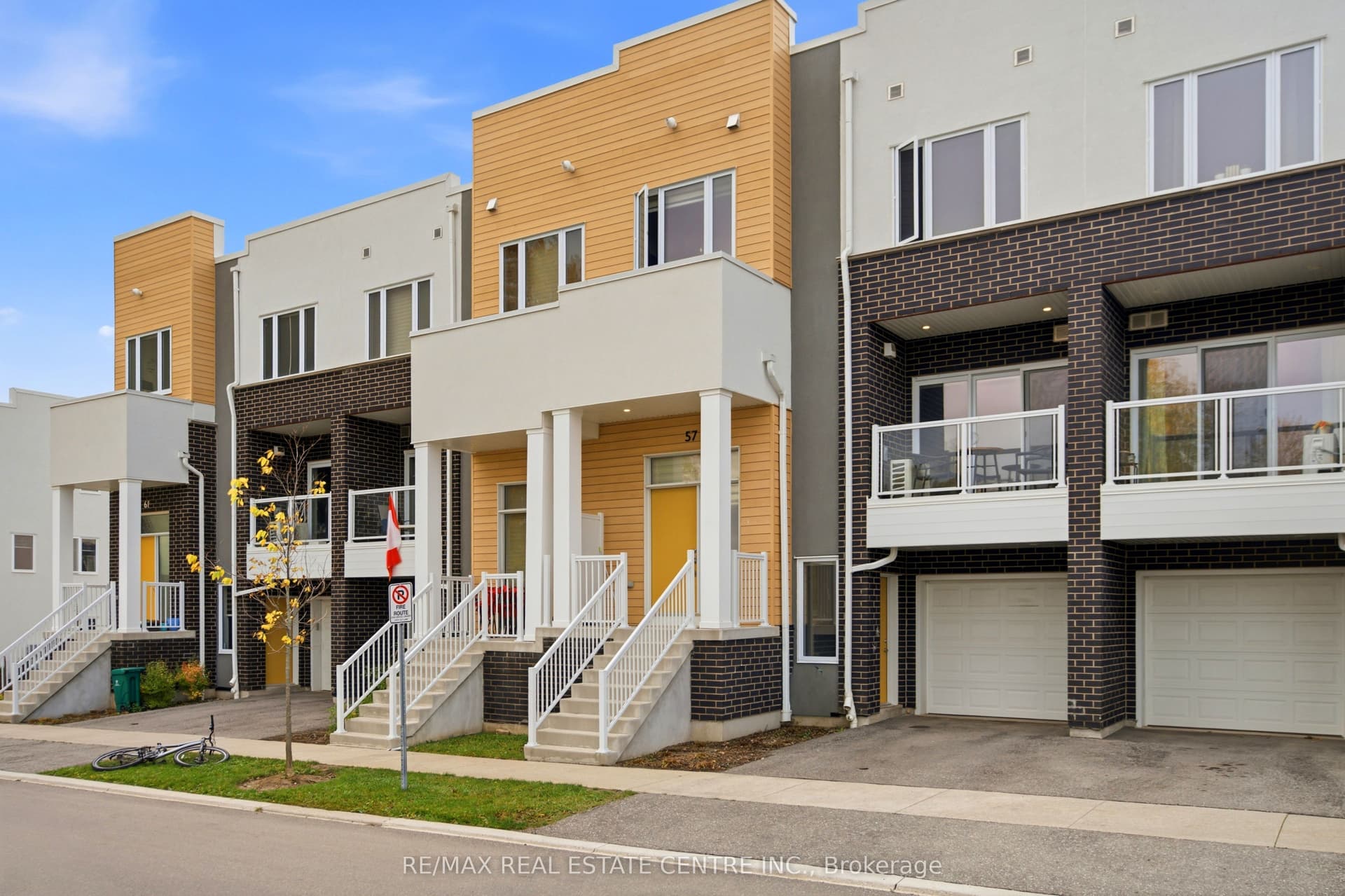 57 Progress Cres, 57 Progress Cres