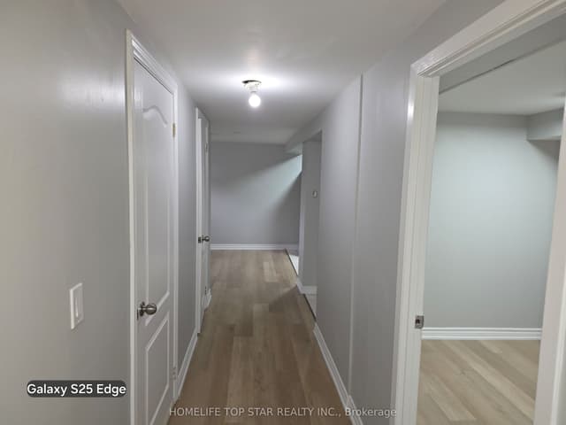 Detached at 255 West 5th Street, Hamilton, ON L9C 3N9