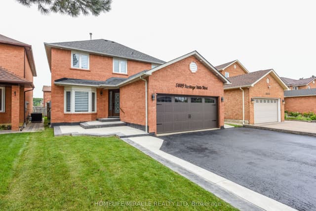 Detached at 5449 Heritage Hills Boulevard, Mississauga, ON L5R 2H4