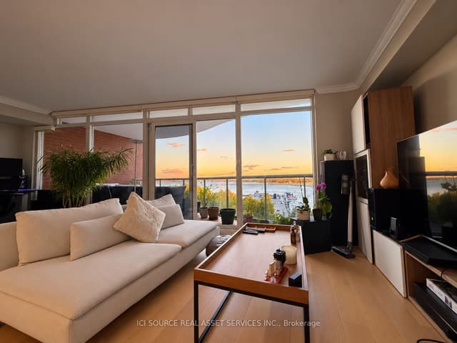 Condo Apartment at 550 Queens Quay W 812, Toronto, ON M5V 3M8, Toronto C01