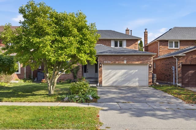 Detached at 3024 Riverview Street, Oakville, ON L6L 1L4