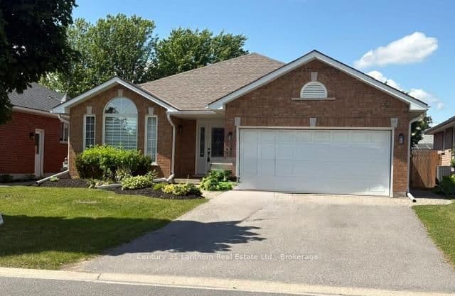 Detached at 28 Hickory Grove, Belleville, ON K8N 5Y1