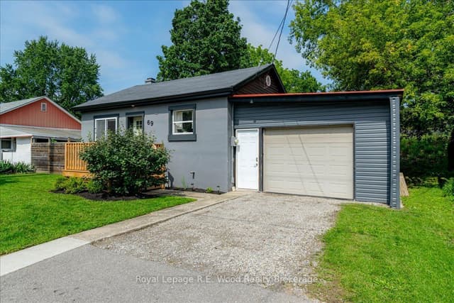 Detached at 69 Ann Street, Norfolk, ON N4B 1H6