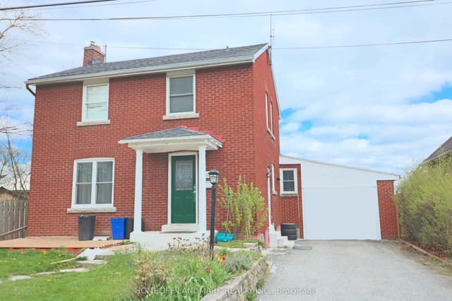 Detached at 4664 Homewood Avenue, Niagara Falls, ON L2E 4Y2