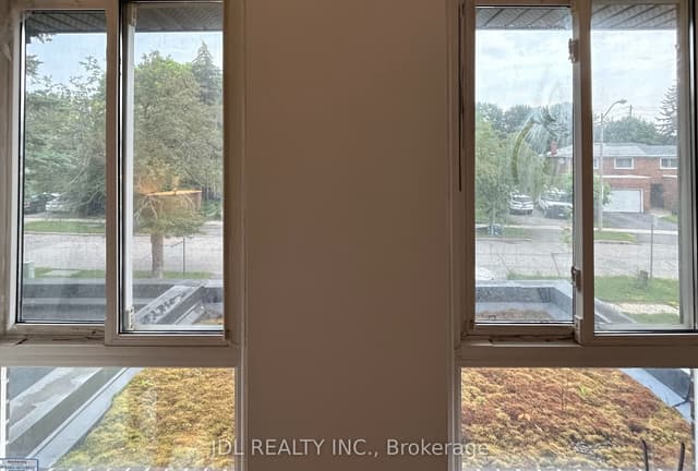 Detached at 80 Mosedale Cres Crescent 2nd Floor Master Bedroom, Toronto, ON M2H 2L7, Toronto C15