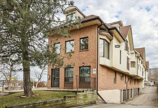 Common Element Condo at 4872 Valley Way 201, Niagara Falls, ON L2E 1W3