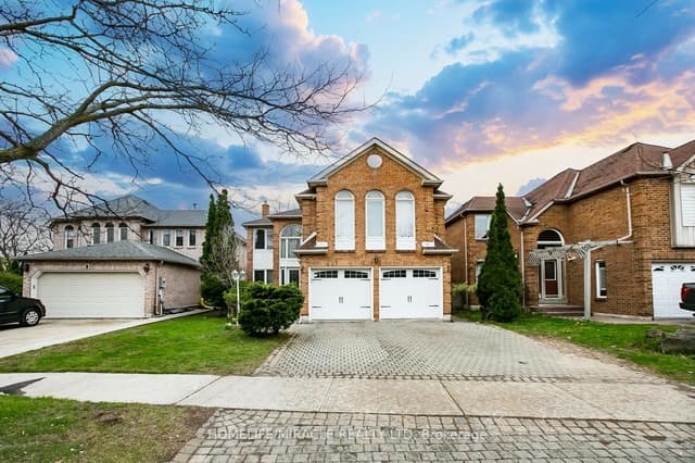 Detached at 5 Butlermere Drive, Brampton, ON L6Y 4S1