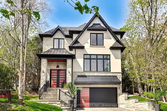 Detached at 700 Hillcrest Road, Pickering, ON L1W 2P1