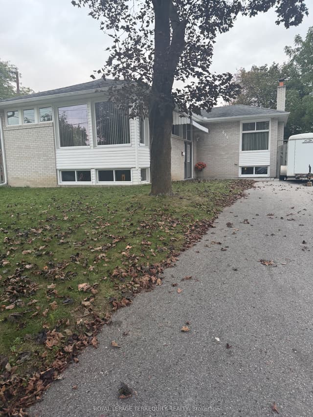 Detached at 444 Osiris Drive, Richmond Hill, ON L4C 2P9