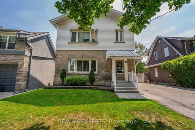 Multiplex at 393 King Street E, Oshawa, ON L1H 1E3