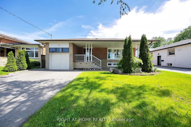 Detached at 19 Wall Avenue Basement, Toronto, ON M9N 2N6, Toronto W04