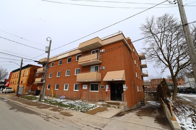 Condo Apartment at 4692 CRYSLER Avenue 102, Niagara Falls, ON L2E 3V8