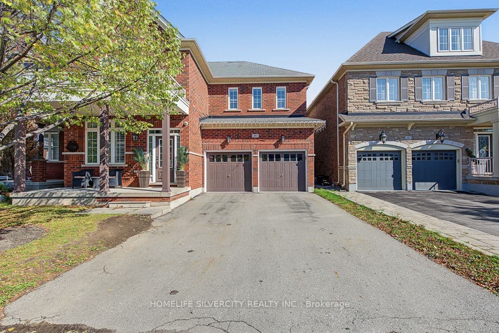 483 Hinchey Cres