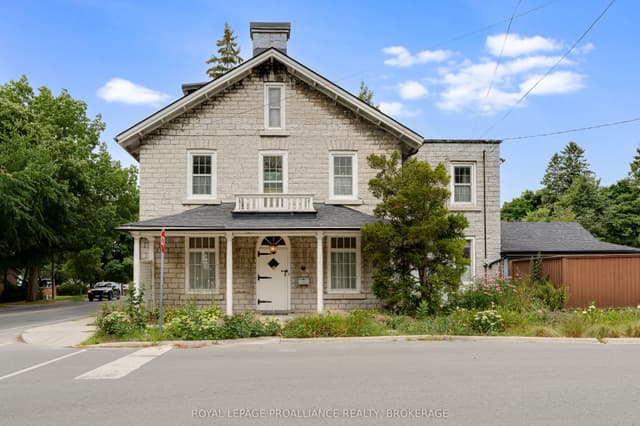 Detached at 2 Alwington Avenue, Kingston, ON K7L 4R3